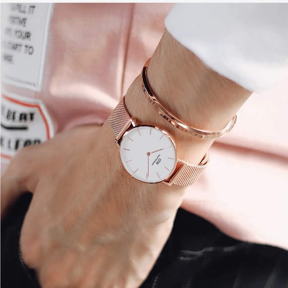 NEW Daniel Wellington Classic Bracelet Rose Gold Cuff M - Picture 9 of 11